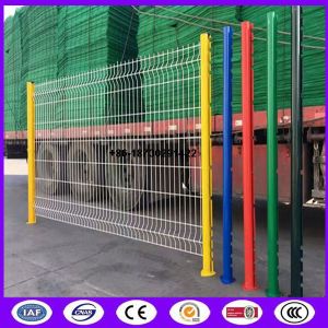3m Peach Shape pole along with Triangle Bending Panel from China as fence
