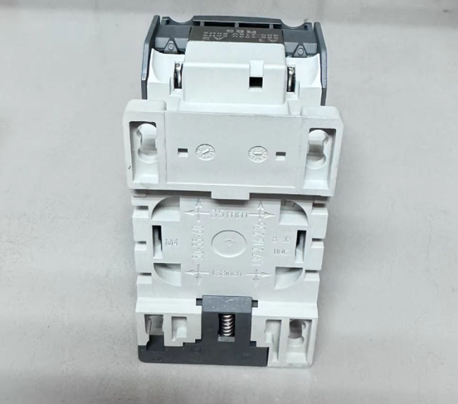 AX09-30-10-85 ABB Ac contactor Compact AC control solution Small and medium