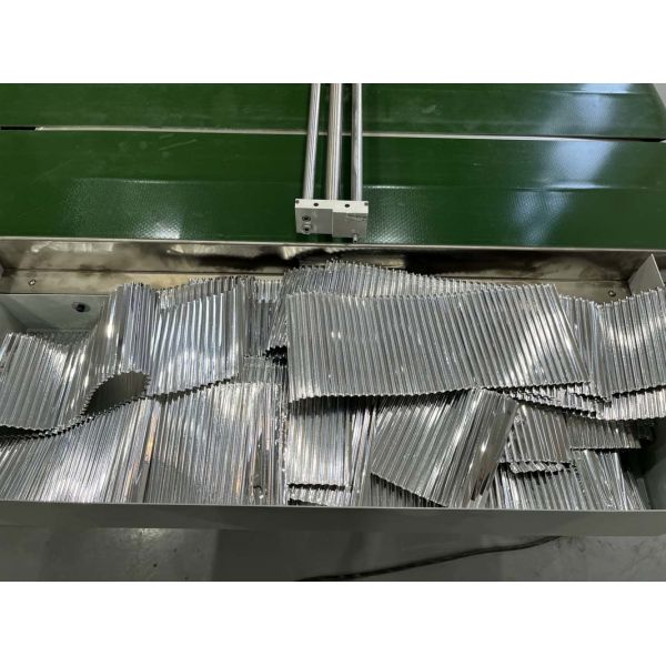 Full-auto Partitioned Filter Aluminum Foil High-Efficiency Pleating Machine
