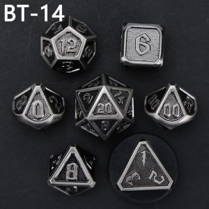 Custom metal and plastic dice D20 game D & D polyhedron DND dice set RPG dice