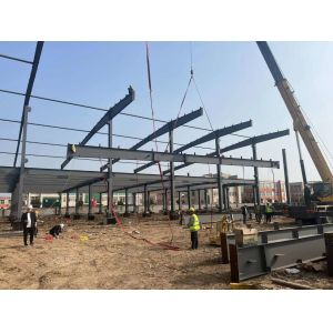 EN Standard Q355 Light Steel Structure Workshop With Corrugated Steel Sheet Roof