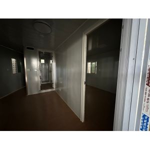 Insulated Steel Prefabricated Mobile Home 20ft Detachable Expandable Container