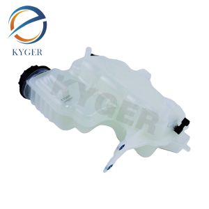 Engine Coolant Expansion Tank LR020367 PCF500110 LR013663 Engine Coolant