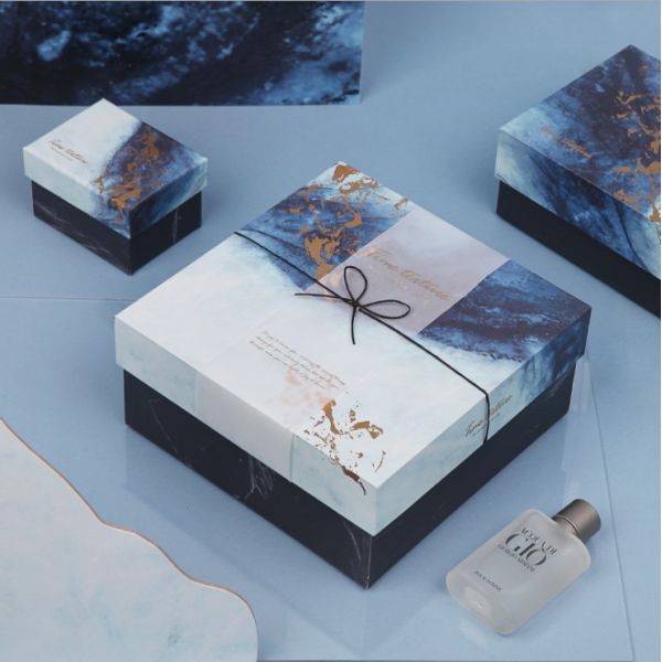 Quality Matt Lamination Marble Pattern Custom Garment Boxes for sale