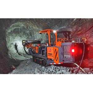 57.1kw Jumbo Rock Drill Hole Depth 2.7m 0.8 - 2m/Min Heavy Duty Rock Drilling