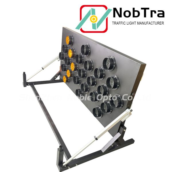 Portable Wireless Controlled LED Message Arrow Board Amber Green Red Lights