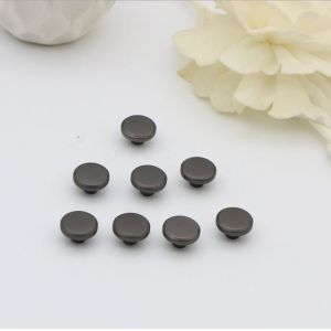 China Hot sale garment accessories matte gunmetal color 10.1 mm flat round shape metal rivets for bags on sale