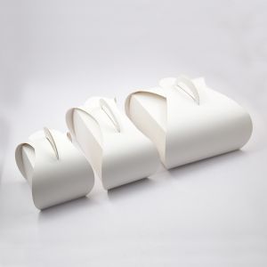 Custom Lightweight White Cake Box With Handle Food Packaging Box