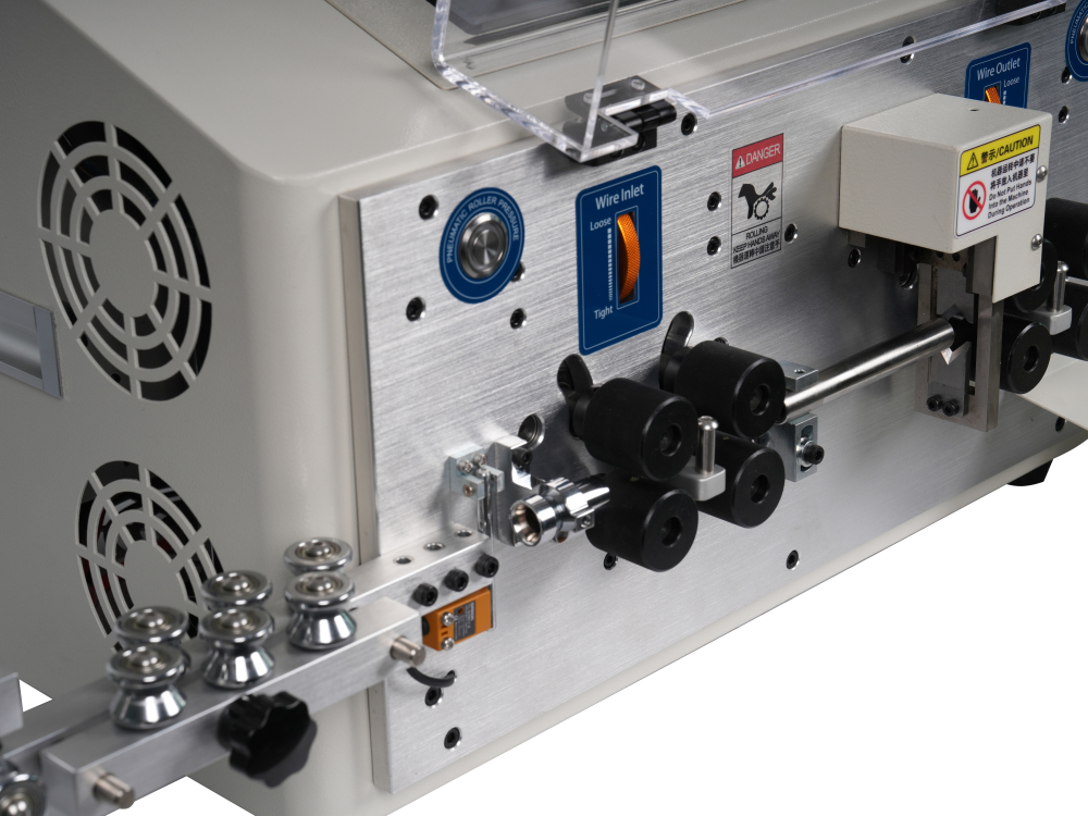 Industrial Precision Cable Cutting Machine Multi Functional Wire Cutter Stripper Machine