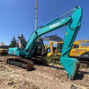 Used Kobelco SK200 Excavator The Perfect Combination of Efficiency and