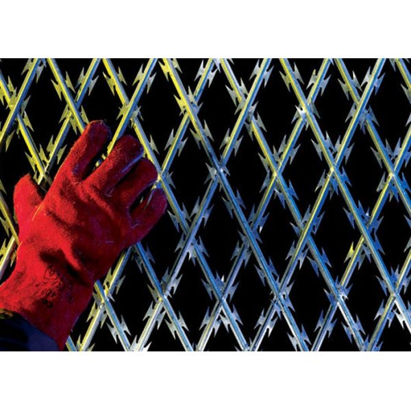 BTO22 / BTO28 450CM Concertina Barbed Wire Sceurity For Prison Fence