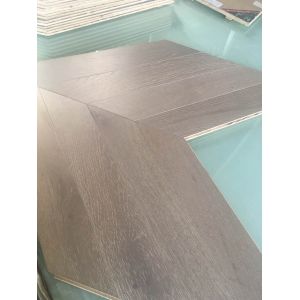 Distressed Fishbone Style Three Layers Engineered Wood Parquetry Flooring for