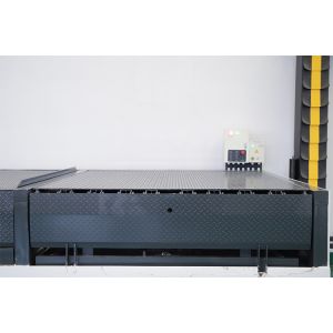 High Performance Air Bag Dock Leveler , Safe Airbag Lifting Load Dock Leveler