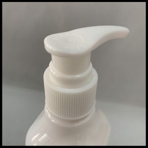 Square PET Cosmetic Personal Care Bottles 200ml Facial Clearner Shampoo