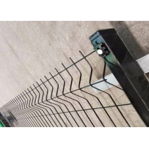 Wrought Iron Decorative Powder Coated Welded Wire Mesh Fence Panels 3d Folds