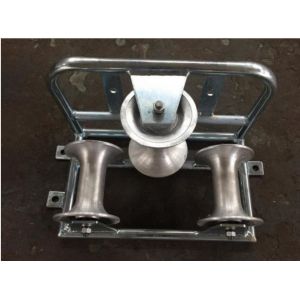 Galvanized Triple Cable Pulling Rollers , Aluminum Cable Corner Roller