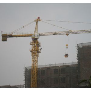 China 25 Ton Self Building Tower Crane With Chassis Mobile on sale
