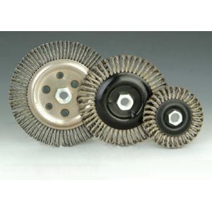 Stringer kontted wheel brushes