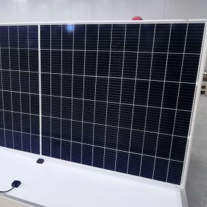 Monocrystalline Half Cut Solar Panel 580w Photovoltaic Mono Solar Module