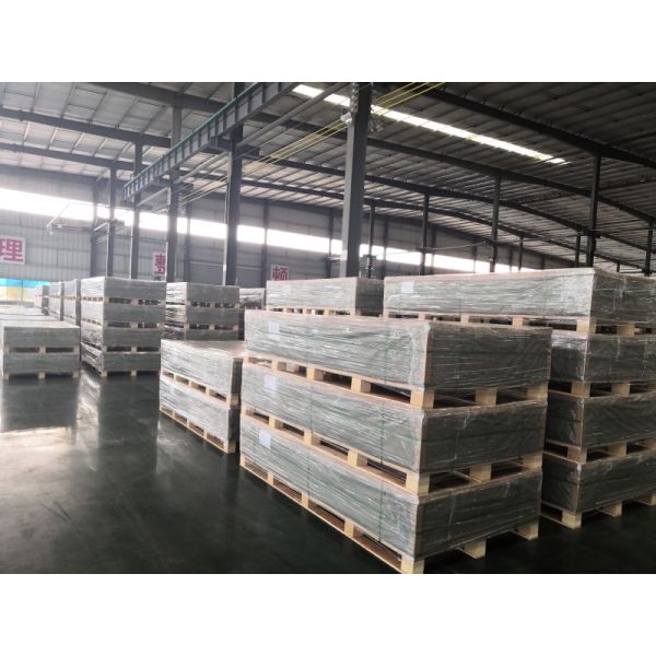 Customized 4*8feet Grey Polycarbonate PC Solid Sheet Lightweight Durable Panel with Hard Coat Surface for Scratch Chemical and UV Resistance for