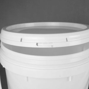Wholesale Round Plastic Paint Bucket with Pouring Spout and Heat Resistant from china suppliers