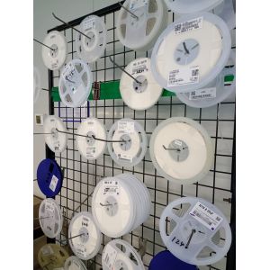 Cypress Semiconductor mb9bf516npmcgjne2 Electronic Components Integrated Circuit