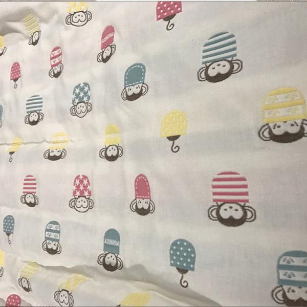 20S Dyed Yarn White Jacquard Cotton Fabric Four Layer Soft Touch