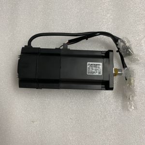 Mitsubishi HC-MF73BKW90-S6 AC Servo Motor 3 PHASE 750 W 117 V 3000 RPM 5.2 A CIB