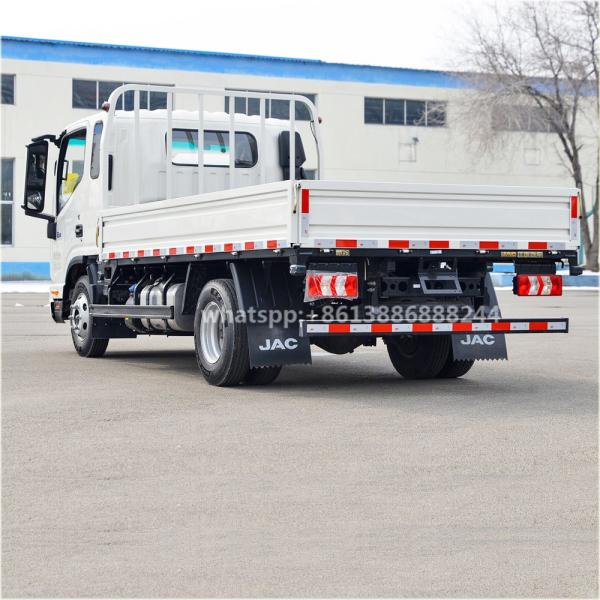 JAC Q6 Row a Half Cargo Truck With the Best Price Pickup Truck Fender Truck