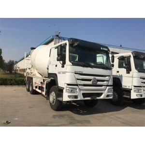 Howo Sinotruk LHD Drive 10m3 12CBM Concrete Agitator Truck
