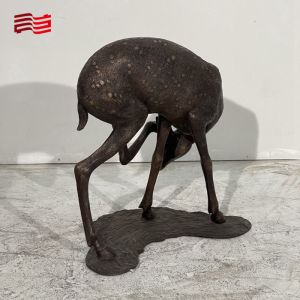 Custom Printing Life-Size Bronze Sika Deer Sculpture for Large Metal Animal