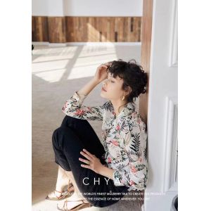 China 100% Silk 18MM Elastic Crepe DE Chine Spring and Summer New design for Women Fashion Dress on sale