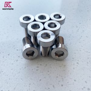 grade 2 grade 5 custom titanium bolts UNF titanium screws with competitive price