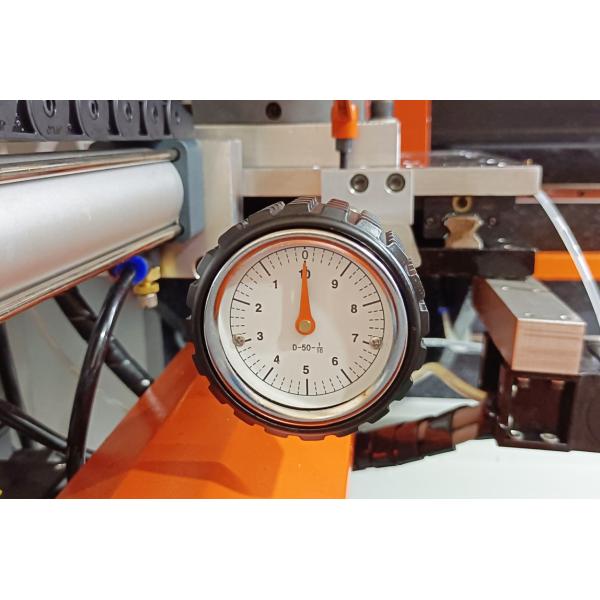 Automatic Spinde Feeding Acrylic Polisher 5000RPM For Plane Surface Processing