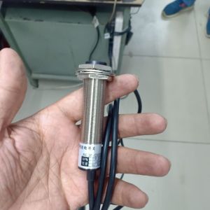 Diffuse reflection sensor