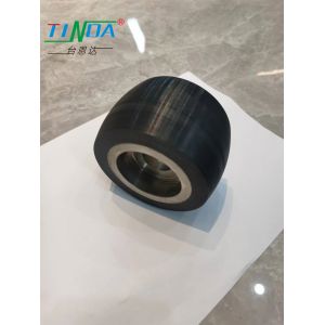 Black Load Drive Load AGV Wheel with Ball Bearings