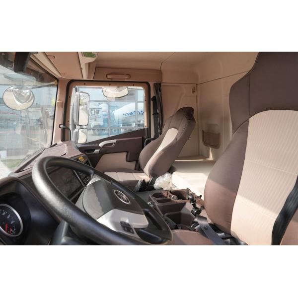 Concrete Mixer Truck Jiefang 8*4 Drive Mode Used Concrete Trucks 7.74 Cubic Flat Roof