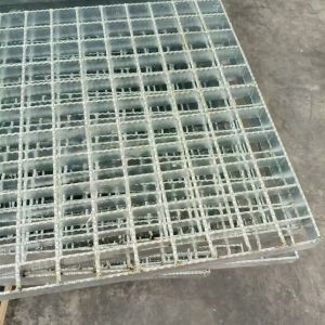 China Industrial Steel Grating with Different Spacing for Various Applications on sale