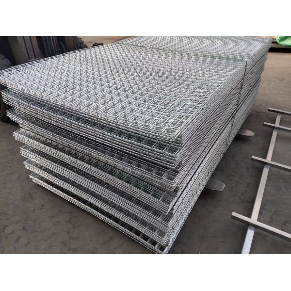 Hot Dipped Galvanized Wire Mesh Diamond Welded Square