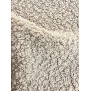 Soft and Durable Knitted Weft Teddy Fleece Fabric for Home Textile/Garments/Toys