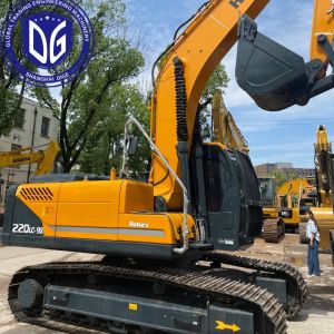 Used Hyundai 220LC-9S Excavator With Cummins Engine Ready To Ship To Oman
