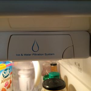 WF2CB Water Filtration System White 1-Pack Replacement Housing Power Source