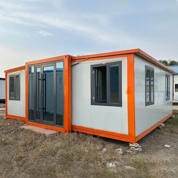 Insulated Steel Prefabricated Mobile Home 20ft Detachable Expandable Container