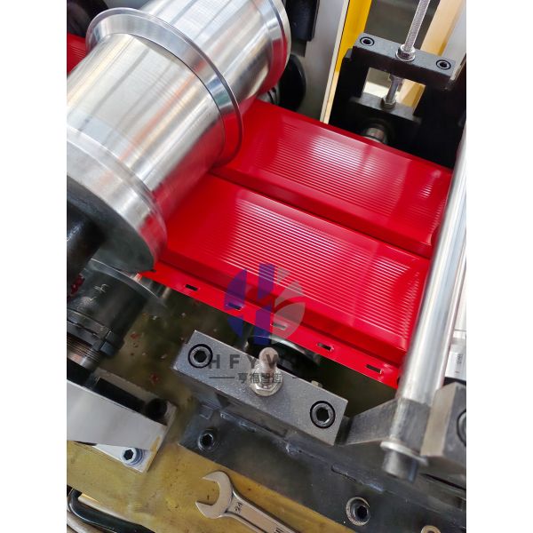 Hydraulic Shears Cutting Wall Panel Roll Forming Machine Intelligent Wall Panel Machine