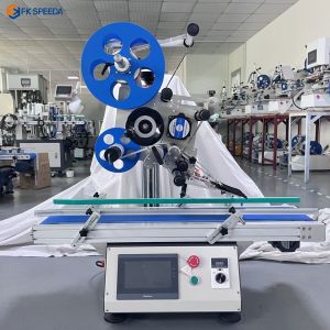 Full Automatic Card Dividing Plane Flat Surface Labeller Sticker Labeling