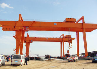 Heavy Duty Double Girder Gantry Crane Electric For Loading Unloading High