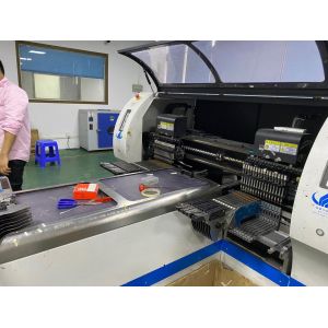 High Speed Smt Mounting Machine 150000cph Automatic 68 Feeders With 1 Year