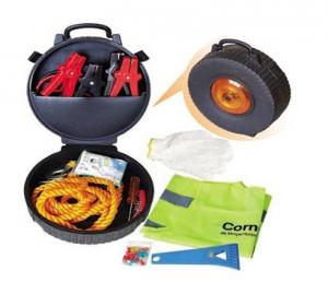 China 35 pcs auto emergency kit ,with booster cable,tow rope ,gloves,rain coat ,reflective vest on sale