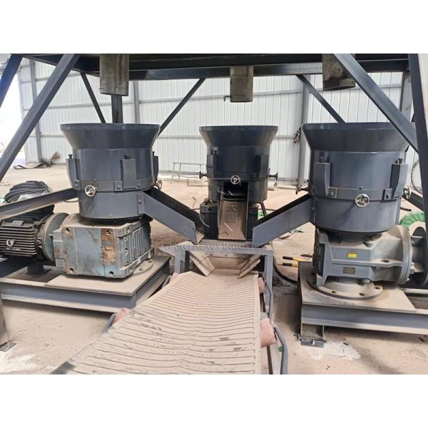 Columnar Organic Fertilizer Animal Manure Flat Film Extrusion Granulator