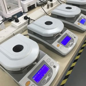 Precision Halogen Moisture Analyzer Accurate Moisture Detection for Granular